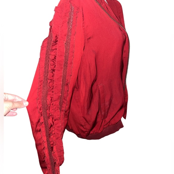 Treasure & Bond Red Ruffle Sleeve Bomber Jacket - Picture 6 of 8